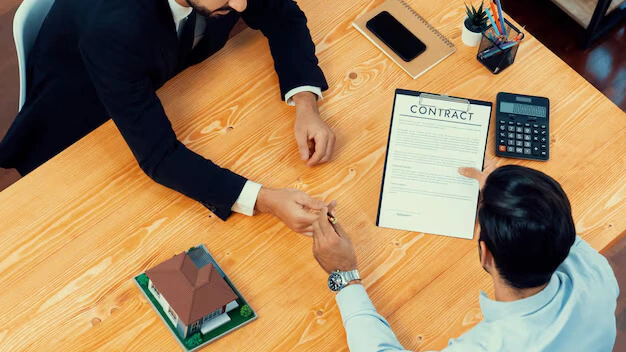 Moving Forward with Confidence with the Support of a Mediator Bath